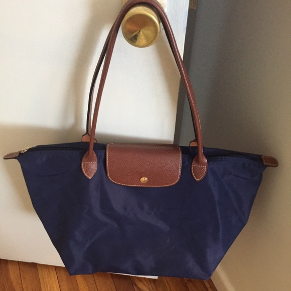 Longchamp Handbags - Le Pliage Longchamp Tote